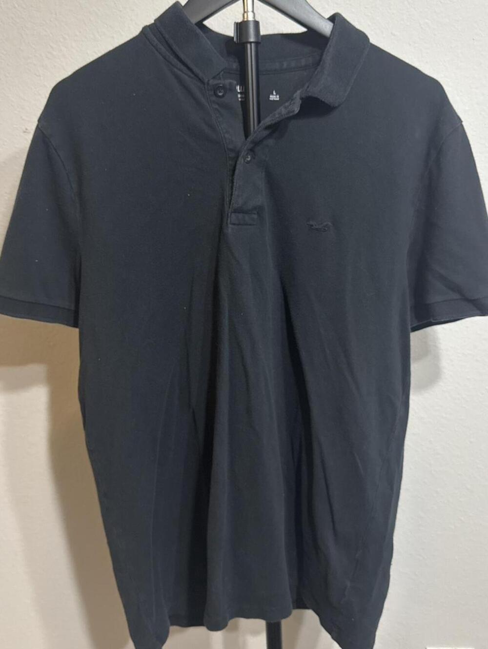 Hollister Co. Men's Black Polo-shirt